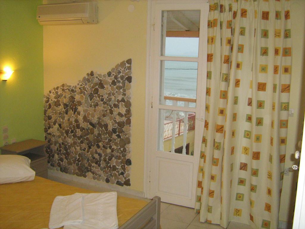 Turtle Hotel Agios Sostis (Zakynthos)